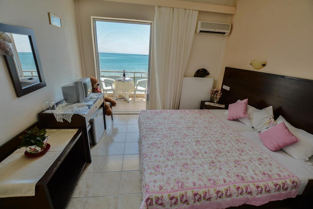 Hotel Achillion Makrygialos Zewnętrze zdjęcie